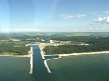 Barriere am Greifswalder Bodden: Der Industriehafen auf dem Kraftwerksgelände. Foto: EWN